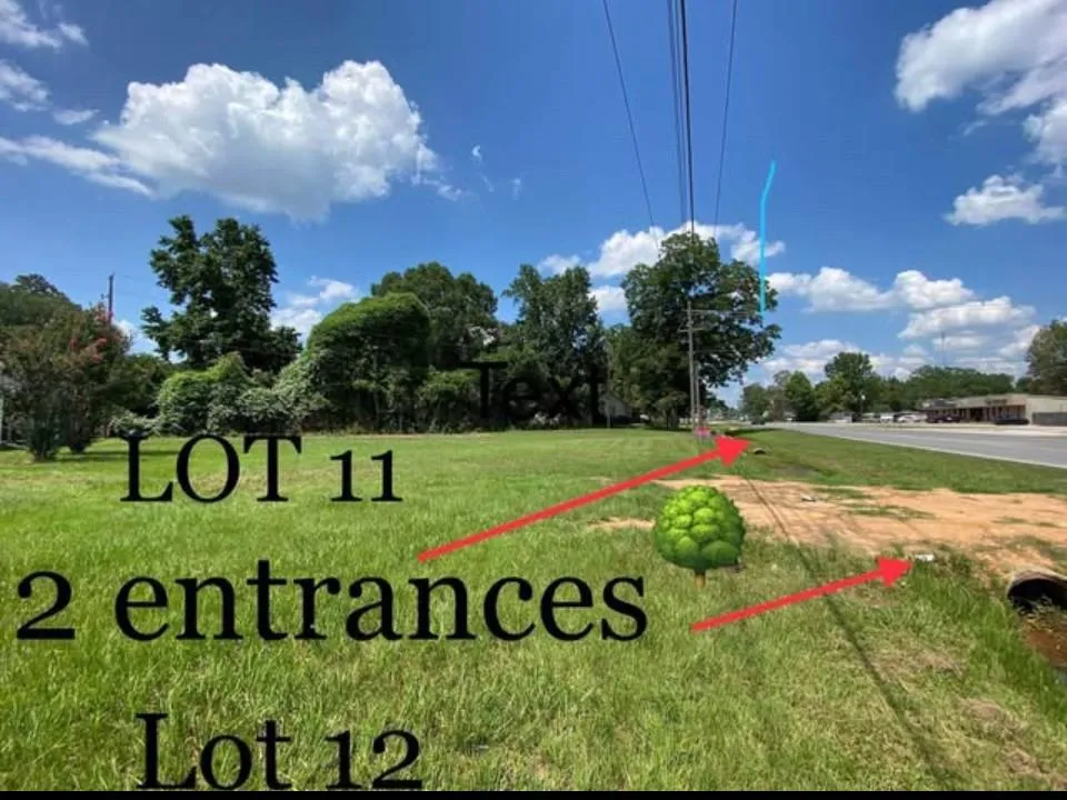 North Main Liberty, TX 77575