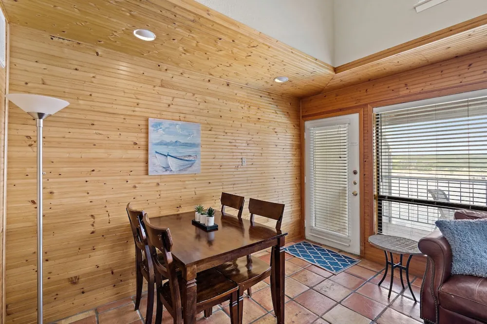 1601 Judy Lynn Drive #207 Spicewood, TX 78669