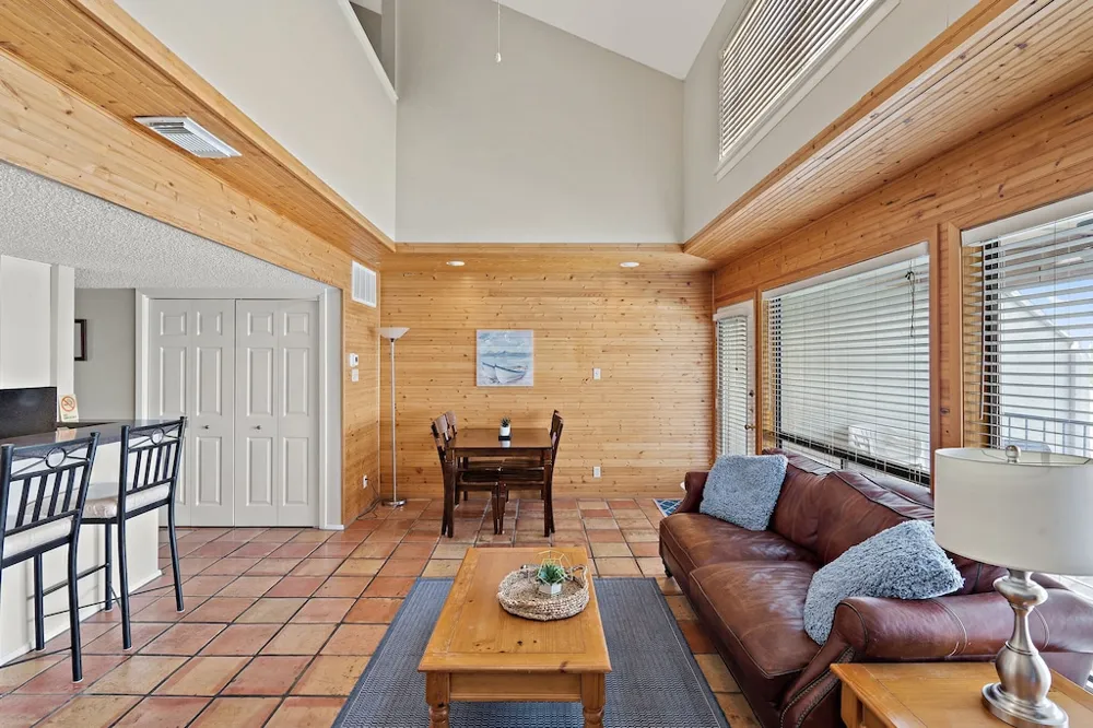 1601 Judy Lynn Drive #207 Spicewood, TX 78669