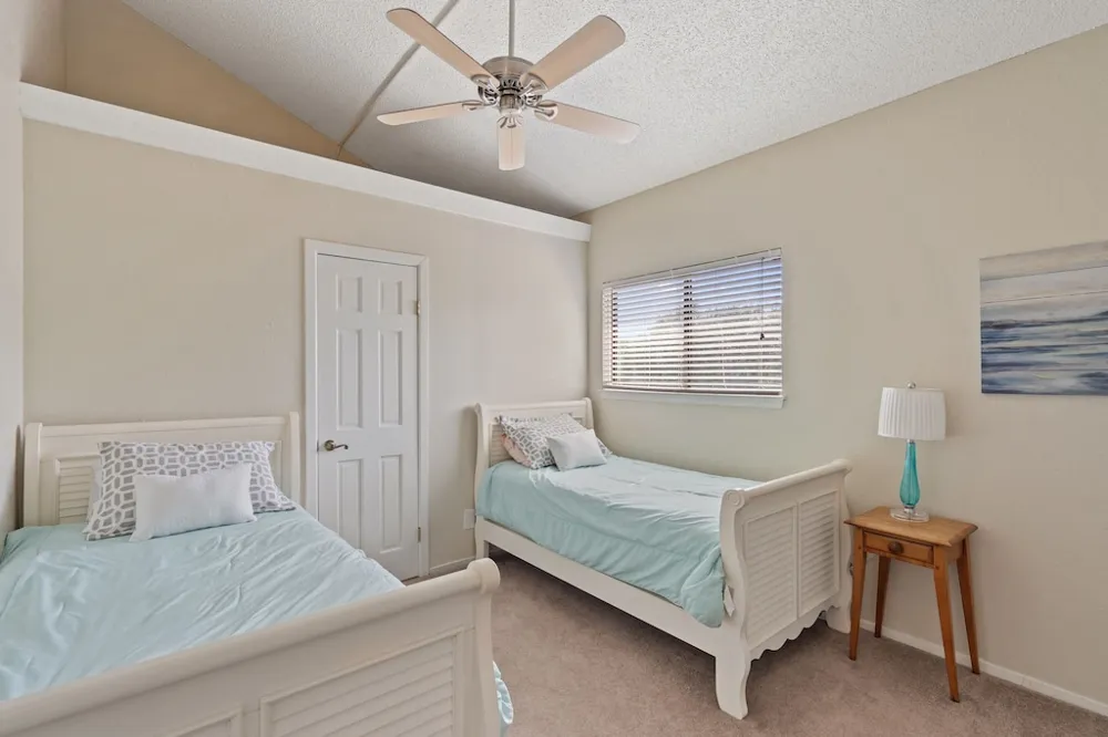 1601 Judy Lynn Drive #207 Spicewood, TX 78669