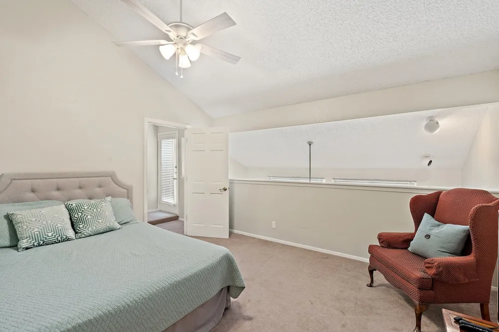 1601 Judy Lynn Drive #207 Spicewood, TX 78669