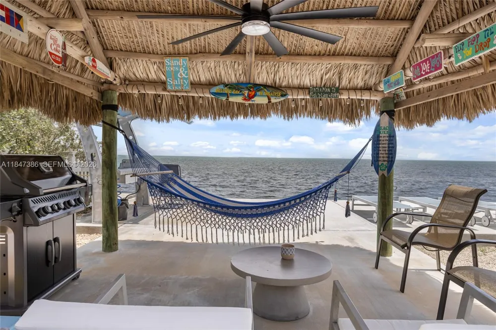 235 Tavernier Dr Key Largo, FL 33070