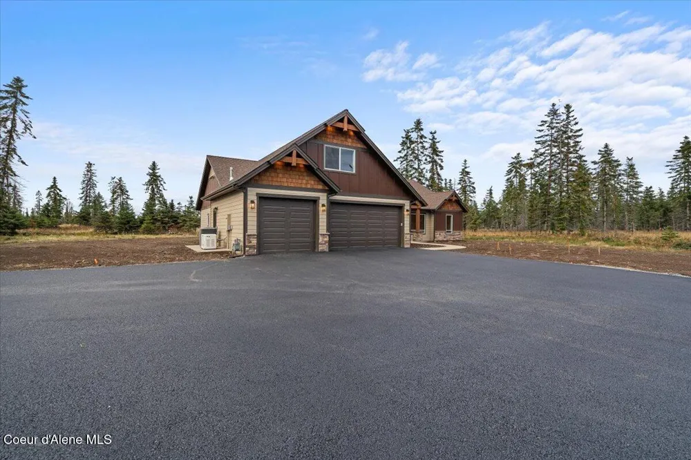 L2B1 Pauls Lane Athol, ID 83801