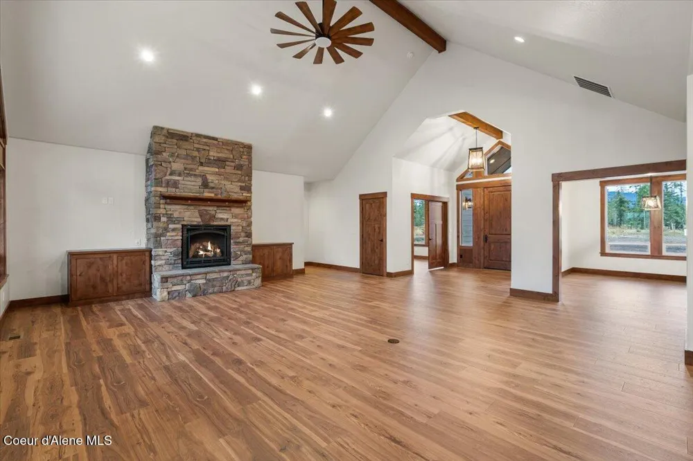 L2B1 Pauls Lane Athol, ID 83801