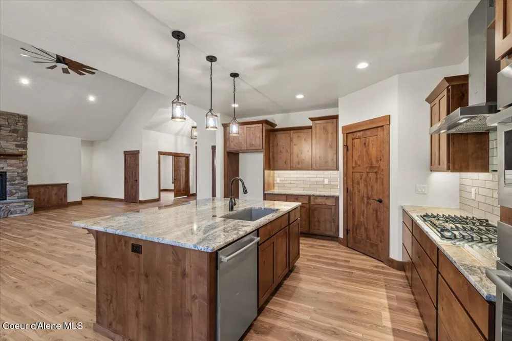 L2B1 Pauls Lane Athol, ID 83801