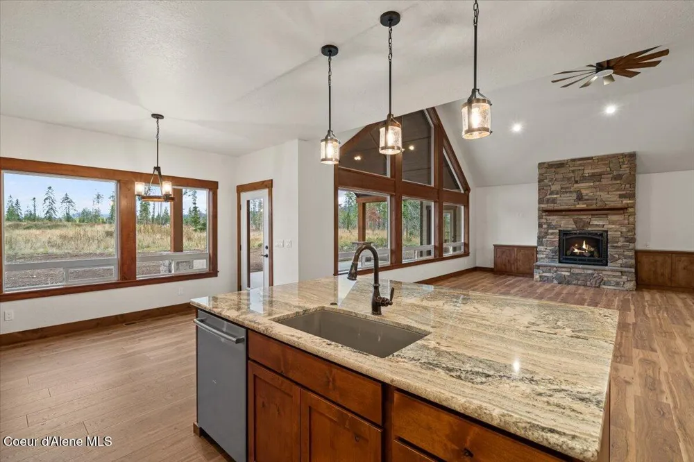 L2B1 Pauls Lane Athol, ID 83801
