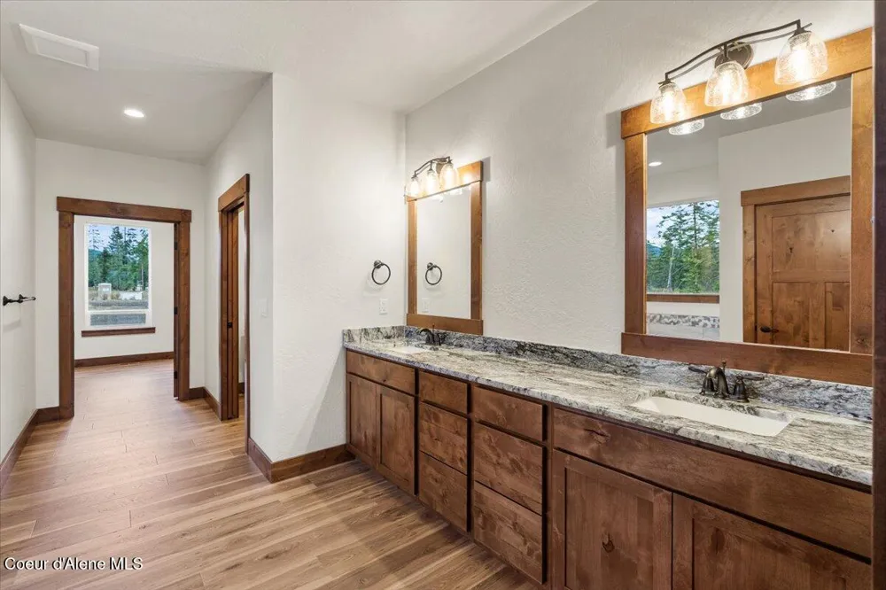 L2B1 Pauls Lane Athol, ID 83801