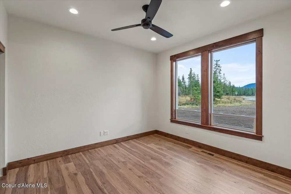 L2B1 Pauls Lane Athol, ID 83801