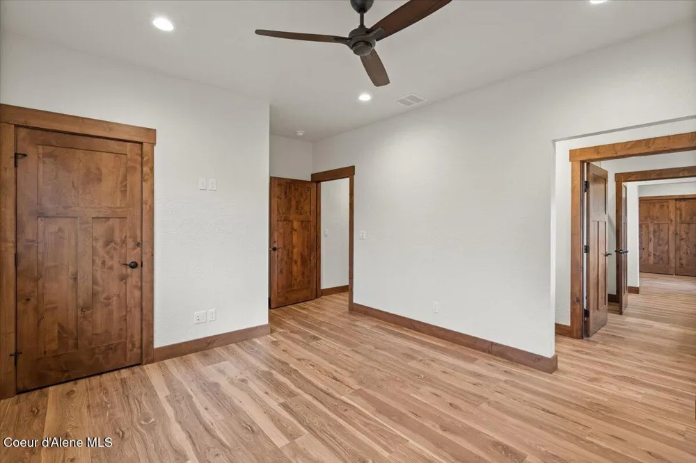 L2B1 Pauls Lane Athol, ID 83801