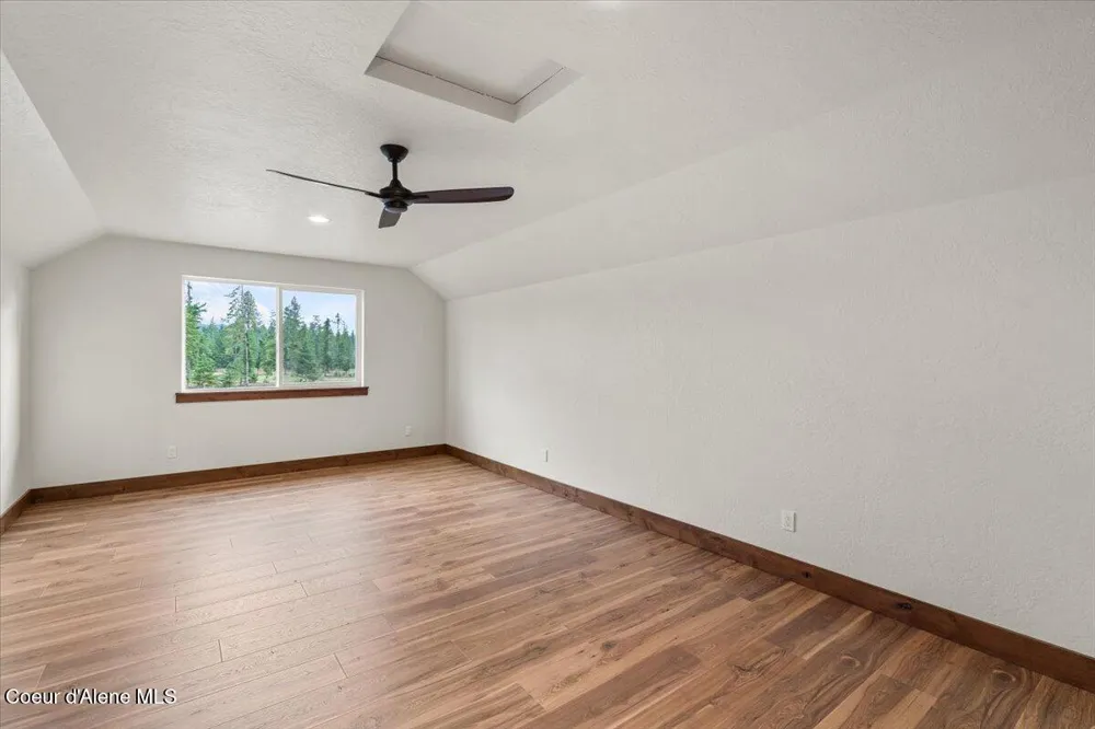 L2B1 Pauls Lane Athol, ID 83801