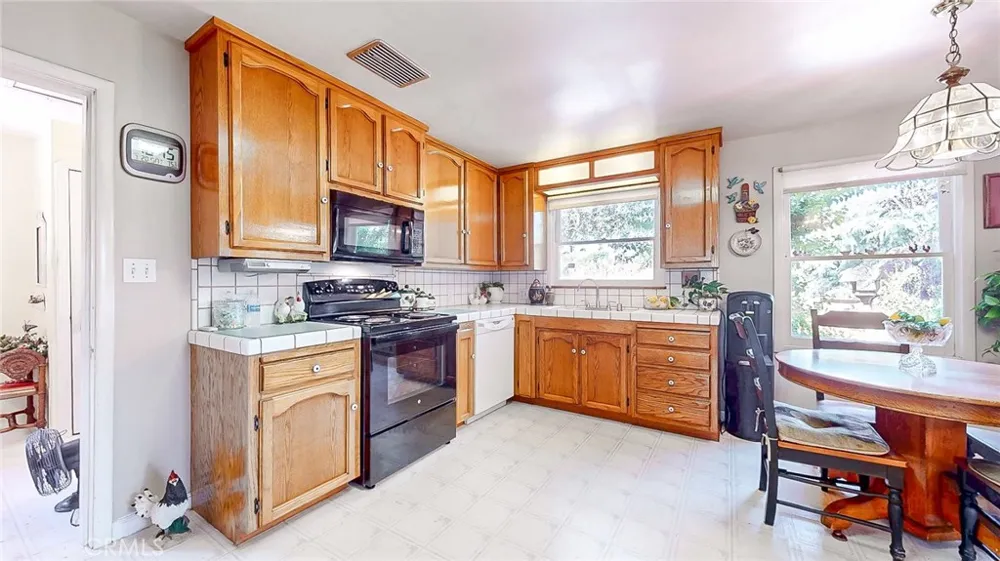 432 E Glenwood Avenue Turlock, CA 95380