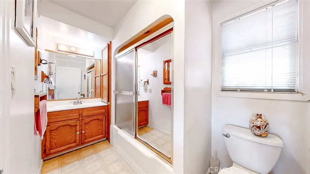 432 E Glenwood Avenue Turlock, CA 95380