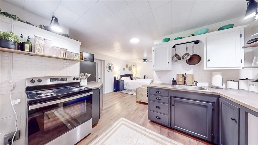 432 E Glenwood Avenue Turlock, CA 95380