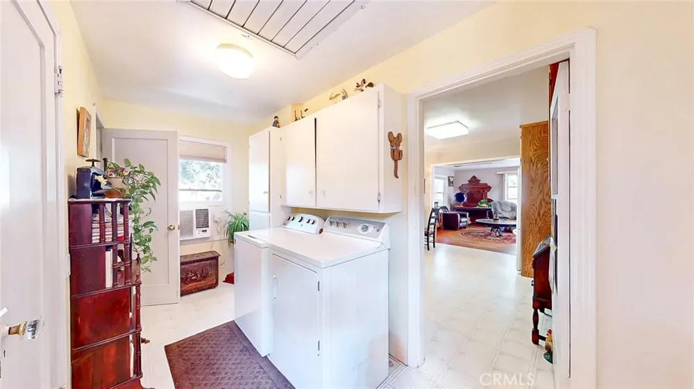 432 E Glenwood Avenue Turlock, CA 95380