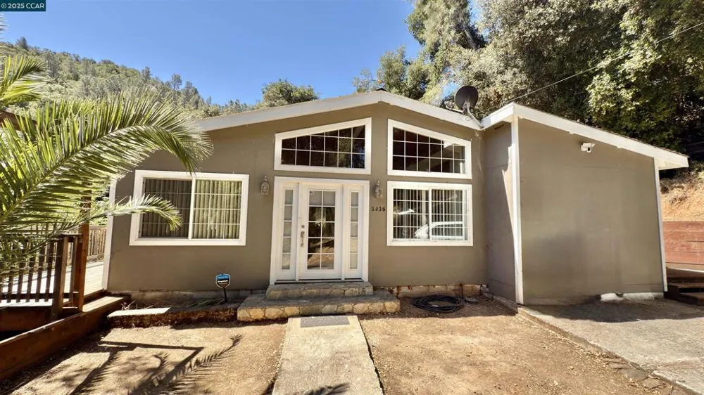 5935 Sunrise Ct Lower Lake, CA 95457