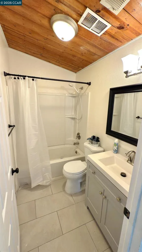 5935 Sunrise Ct Lower Lake, CA 95457