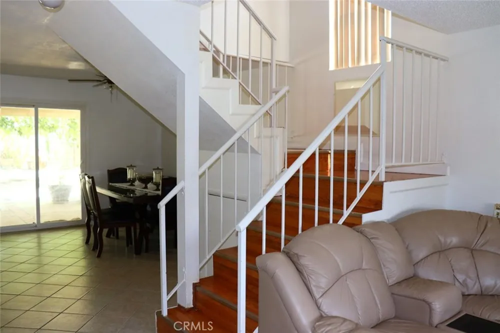 5009 E Avenue R11 Palmdale, CA 93552