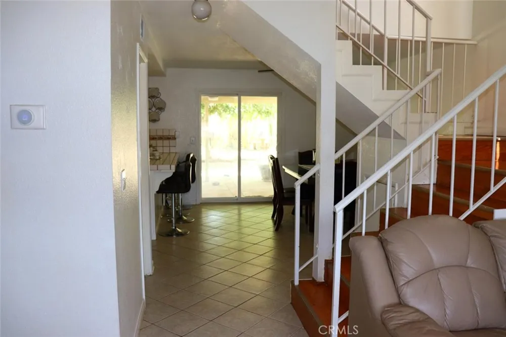 5009 E Avenue R11 Palmdale, CA 93552