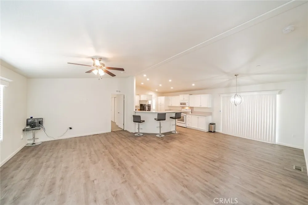 1573 Smoke Tree Road Pinon Hills, CA 92372