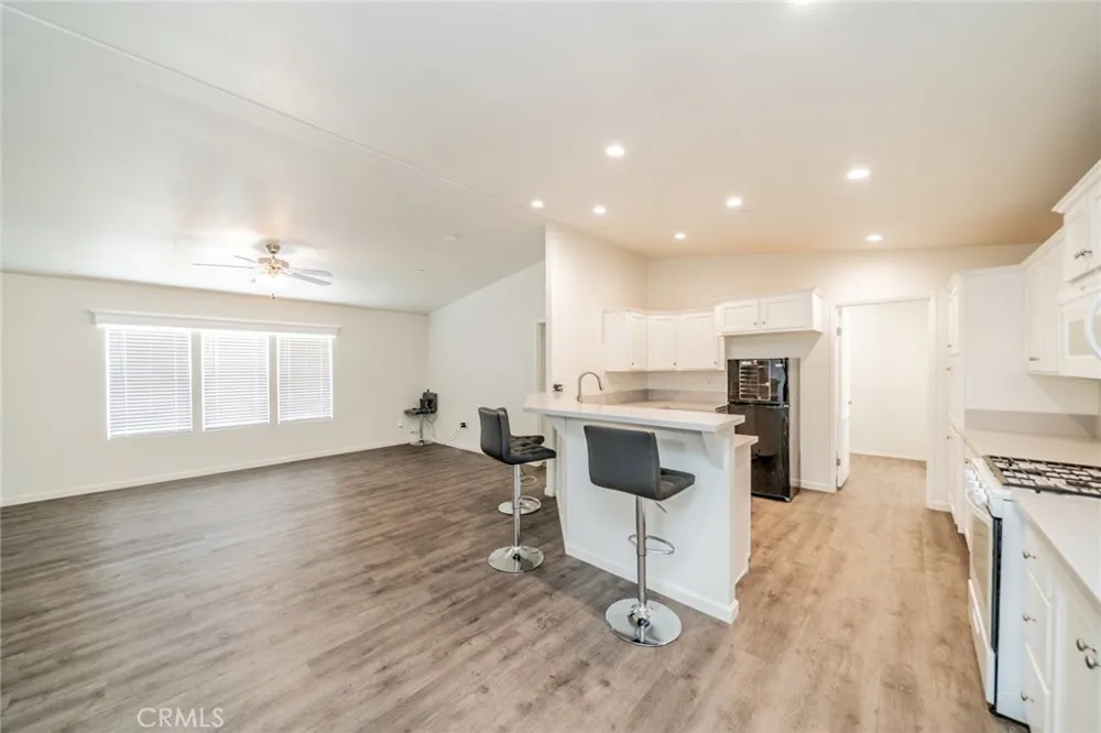 1573 Smoke Tree Road Pinon Hills, CA 92372