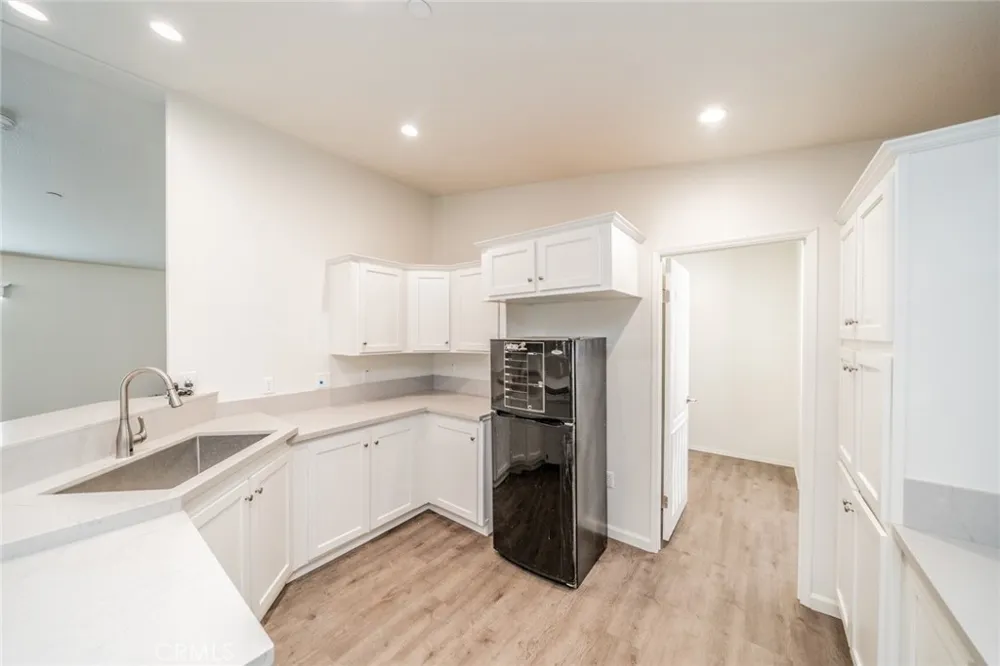 1573 Smoke Tree Road Pinon Hills, CA 92372
