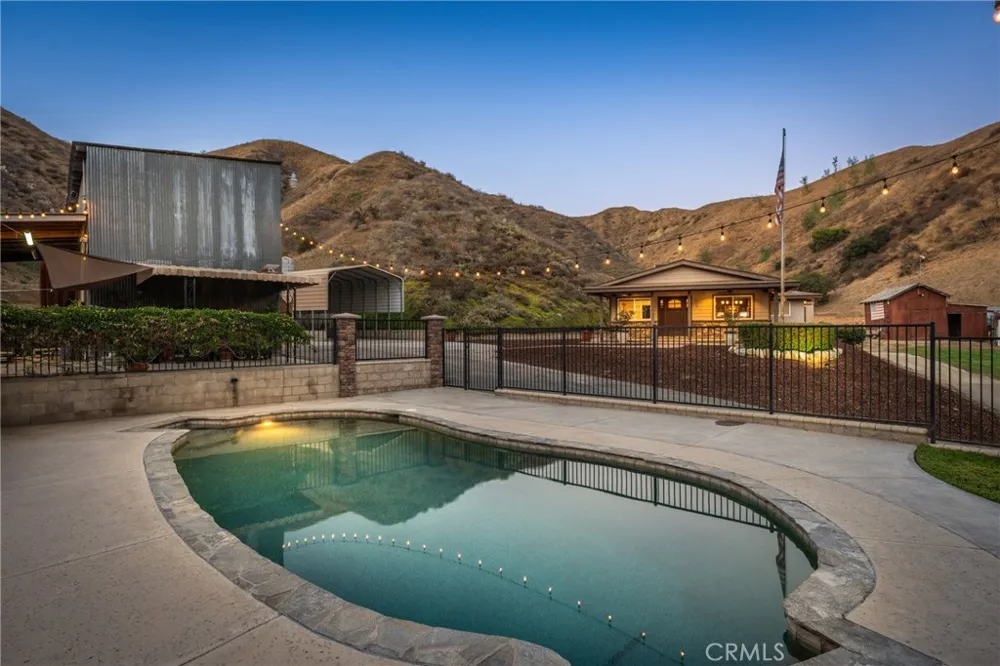 30300 Live Oak Canyon Road Redlands, CA 92373
