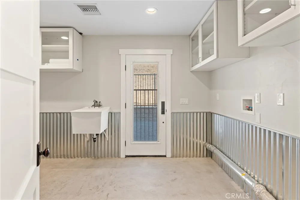 30300 Live Oak Canyon Road Redlands, CA 92373