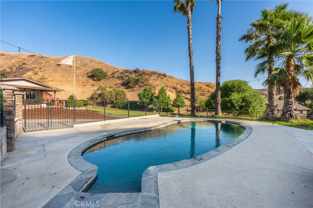 30300 Live Oak Canyon Road Redlands, CA 92373