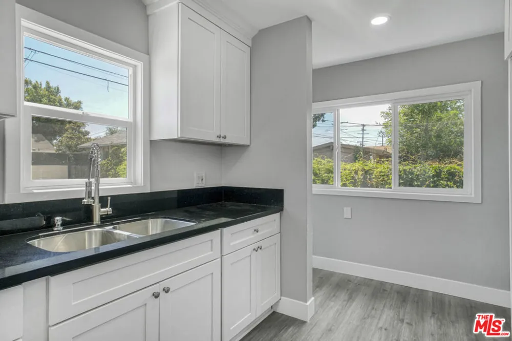 1256 Exposition Boulevard Los Angeles, CA 90007