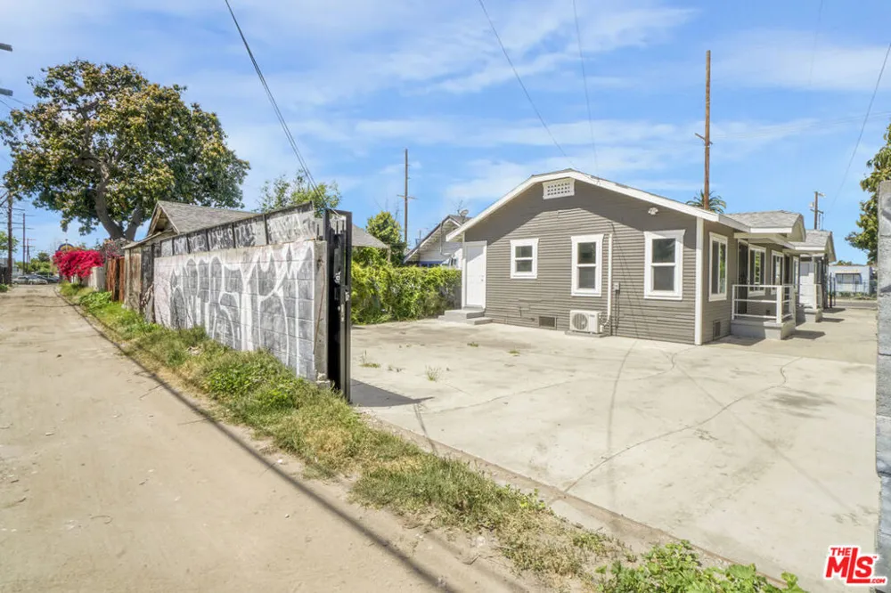 1256 Exposition Boulevard Los Angeles, CA 90007