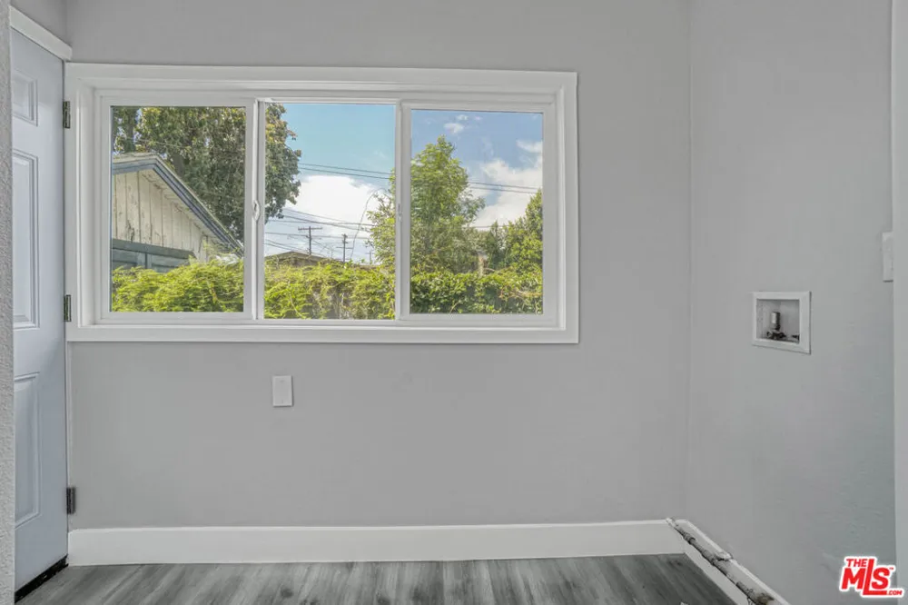 1256 Exposition Boulevard Los Angeles, CA 90007