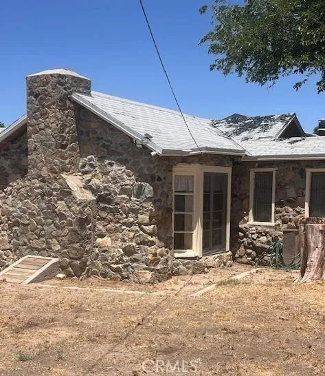 4050 El Roblar Street Maricopa, CA 93254