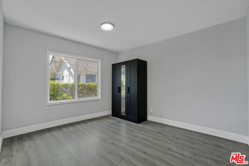 1254 Exposition Boulevard Los Angeles, CA 90007