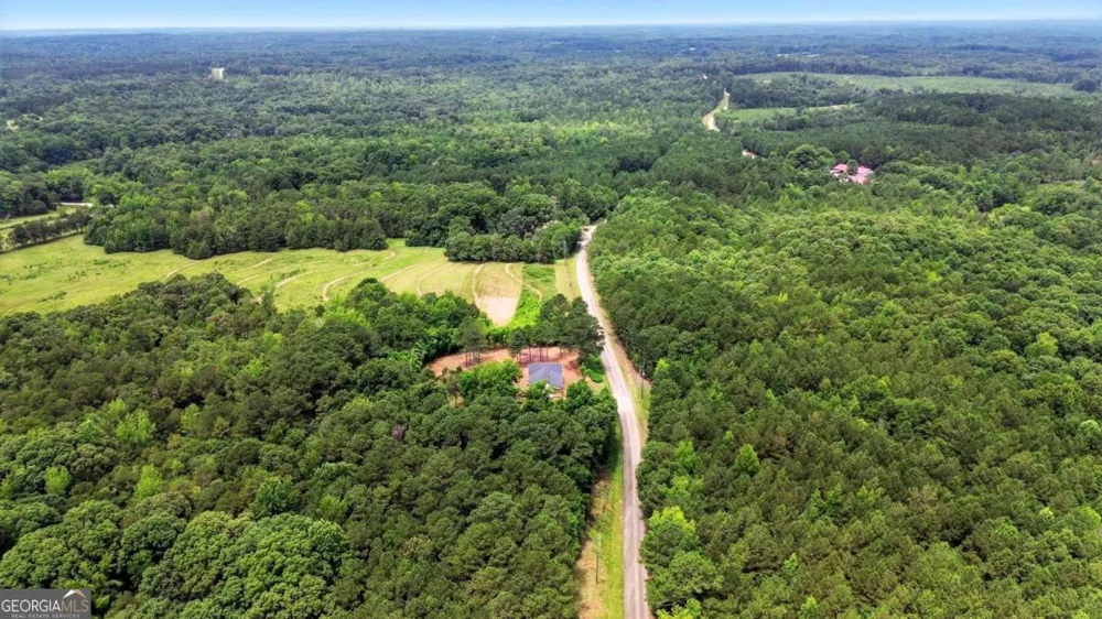 1859 William Smith RD Elberton, GA 30635