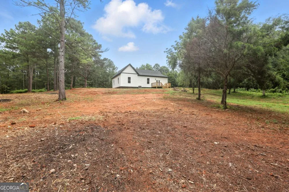 1859 William Smith RD Elberton, GA 30635
