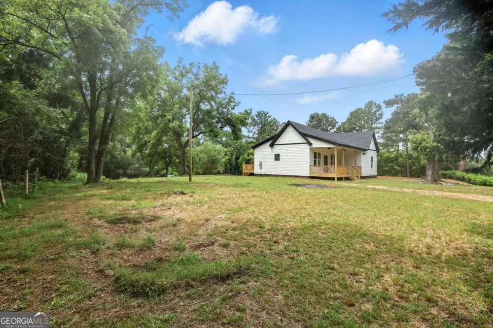 1859 William Smith RD Elberton, GA 30635