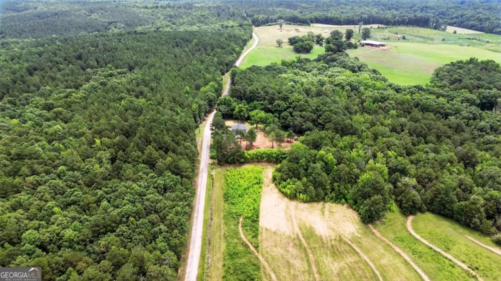 1859 William Smith RD Elberton, GA 30635