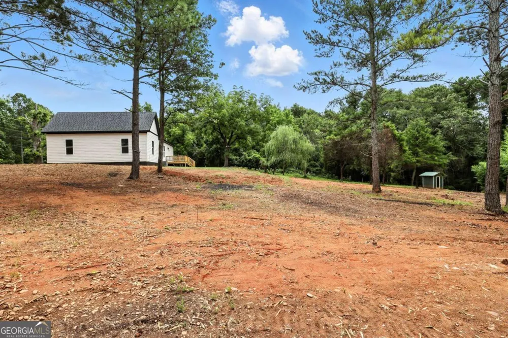 1859 William Smith RD Elberton, GA 30635