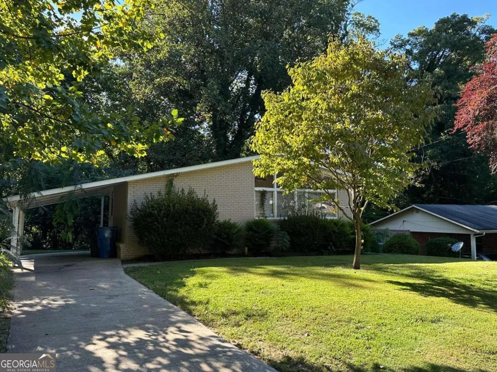 2213 Westover DR East Point, GA 30344