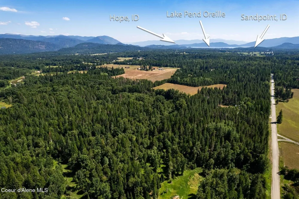 1521 Selkirk Road Sandpoint, ID 83864