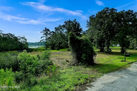 1672 Little Shallotte River Drive SW