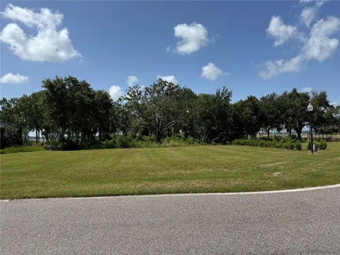 1706 LIVE OAK DRIVE