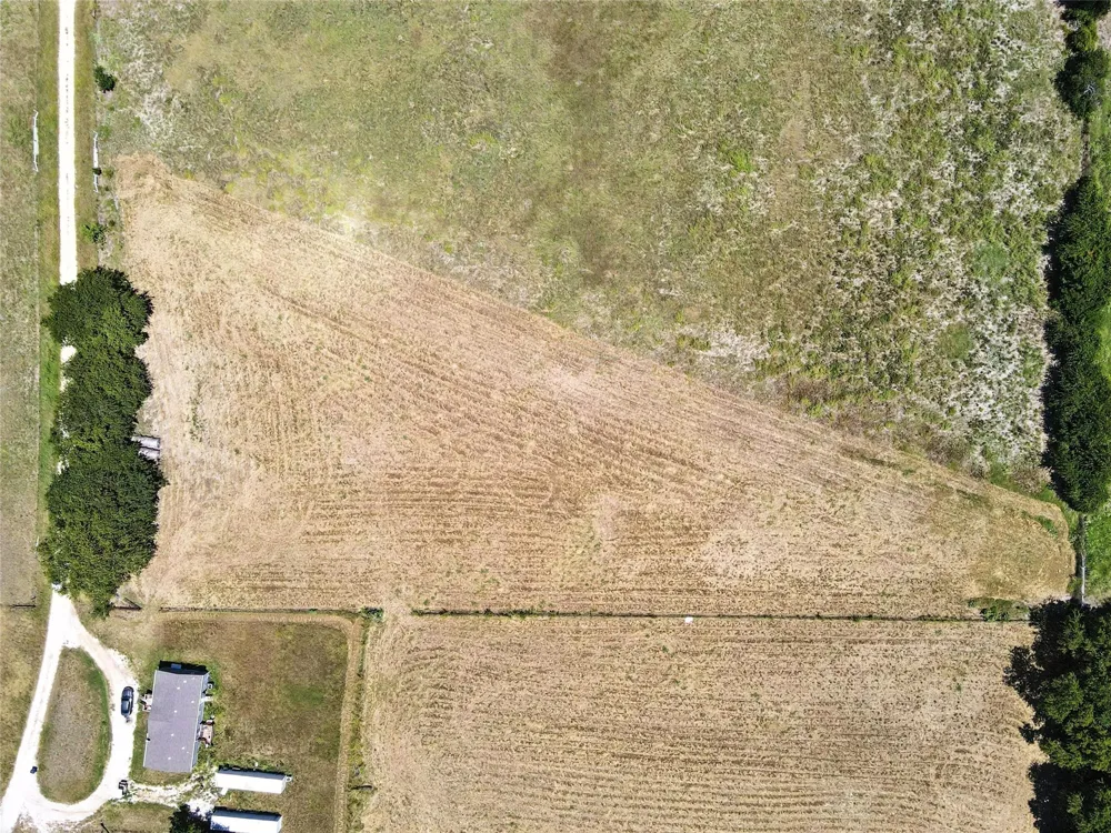 Eakin Cemetery Road Dish, TX 76247