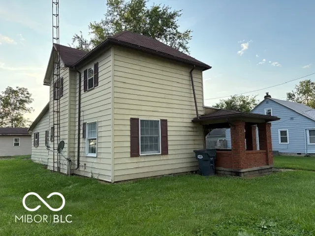 402 S Angle Street Dunkirk, IN 47336