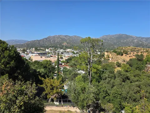 9739 Oak Bend Drive