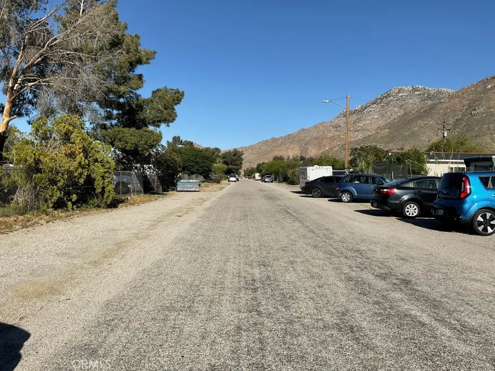 51820 Date Avenue Cabazon, CA 92230