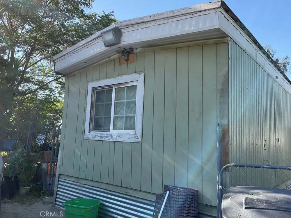 51820 Date Avenue Cabazon, CA 92230