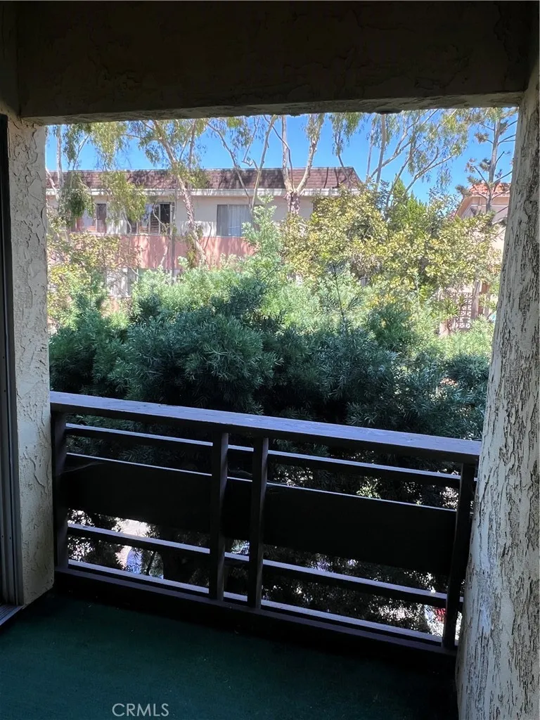 5600 Kensington Way #209 Culver City, CA 90230