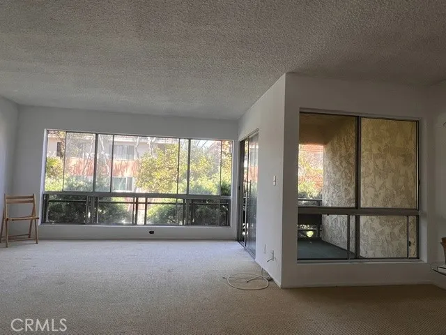 5600 Kensington Way #209 Culver City, CA 90230
