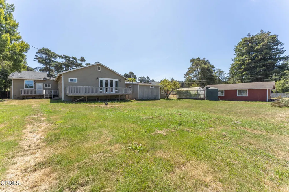 18900 Porterfield Lane Fort Bragg, CA 95437
